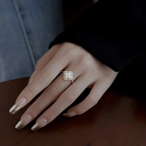 Fleurette Halo Ring