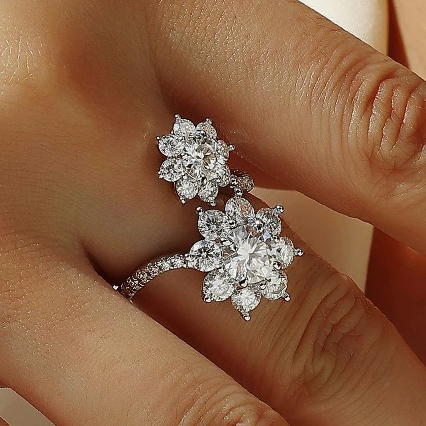 Petaluxe Ring