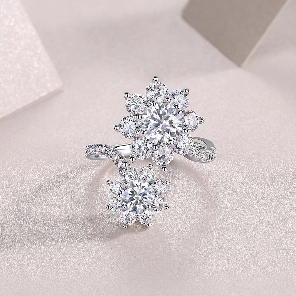 Petaluxe Ring