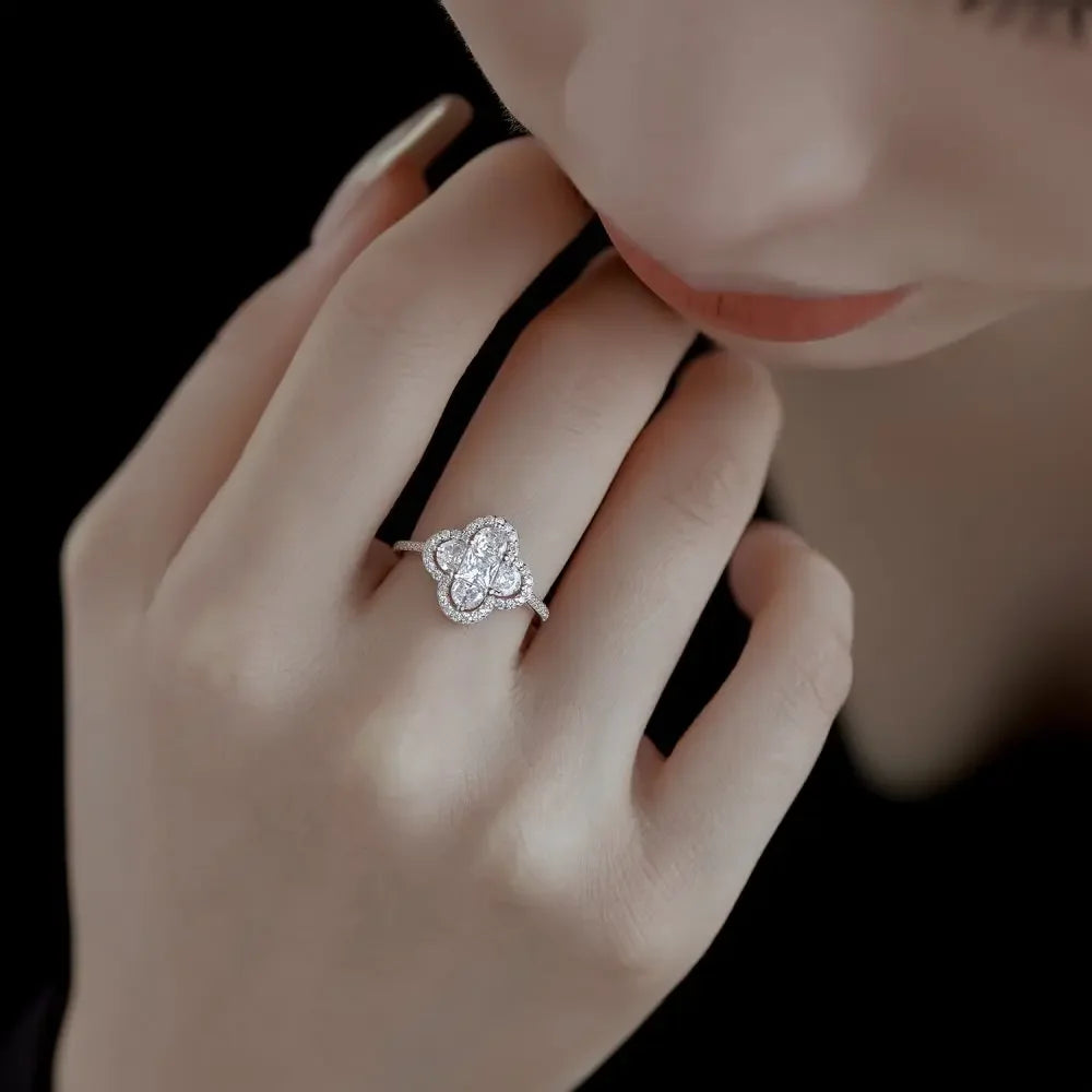 Fleurette Halo Ring